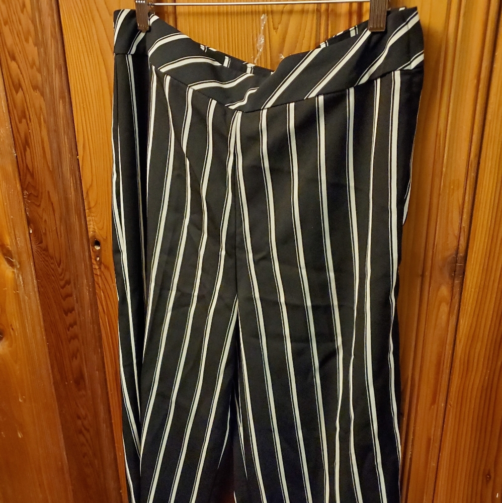 H&M cropped pants